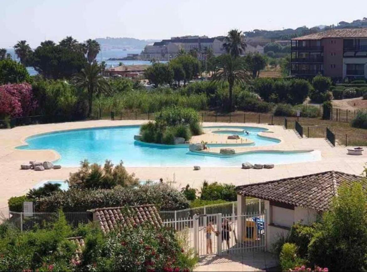 Plage / Beach / Marines De Gassin / Saint-Tropez Экстерьер фото